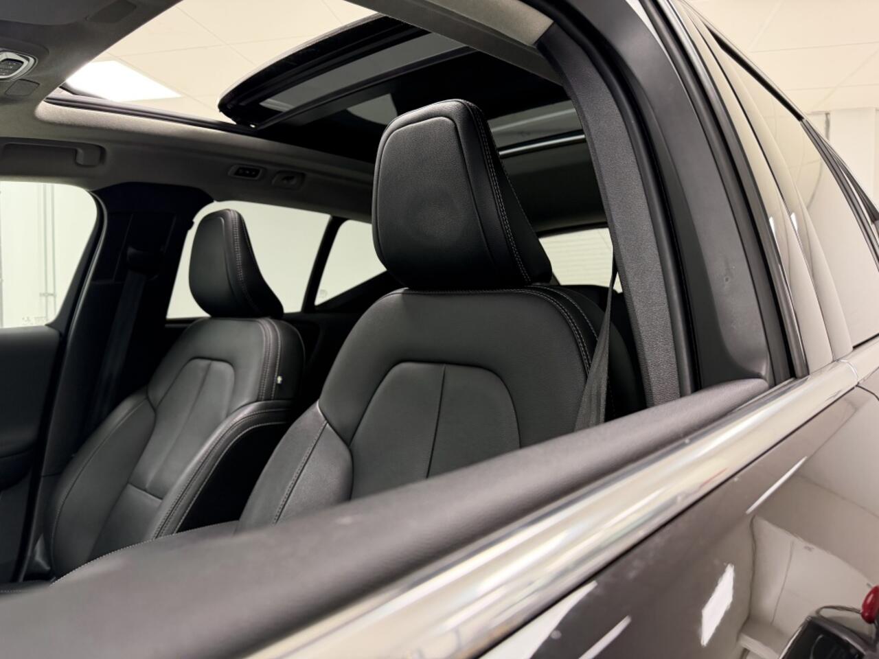 Volvo XC40 1.5 T4 Rech Inscription | Trekhaak | Leer | Harman/Kardon |