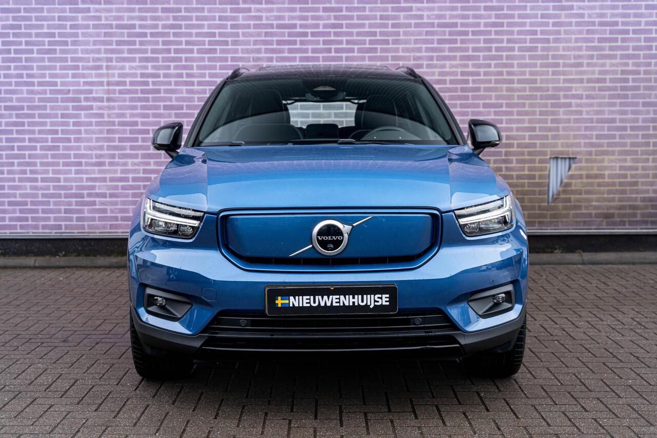 Volvo XC40 Recharge P8 AWD R-Design | Google | Adaptieve Cruise Control | Schuif-/Kanteldak | 360 Camera | Harman Kardon Audio | Zitverlenging | Elek. Achterklep | Dodehoekdetectie | Stoel-/Stuurverwarming | Park Assist | Apple Carplay | 19" LM