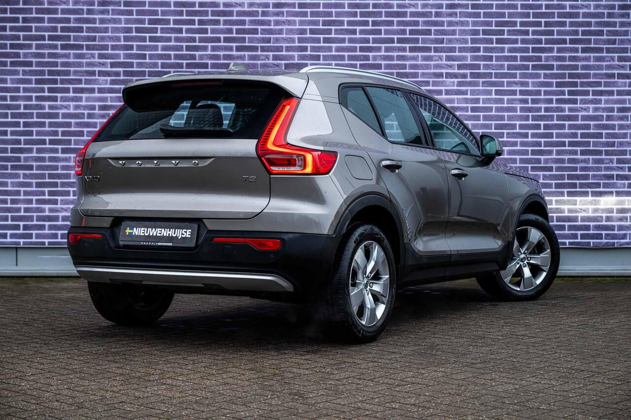 Volvo XC40 1.5 T2 Business Pro | Adaptieve Cruise Control | Dode Hoek Detectie | Parkeer Camera | Navigatie | Parkeersensoren |