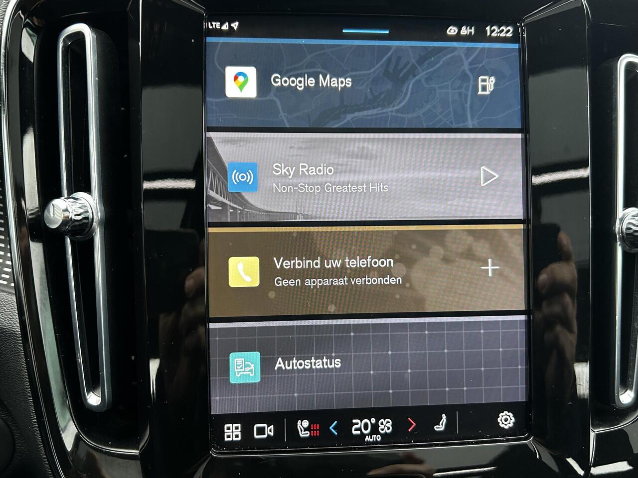 Volvo XC40 Recharge P8 AWD R-Design Panoramadak, Trekhaak semi elektrisch wegklapbaar, Stoelverwarming, Stuurverwarming, Driver assist, BLIS, Adaptive cruise, Harman Kardon Premium audio, Parkeer camera 360Gr.