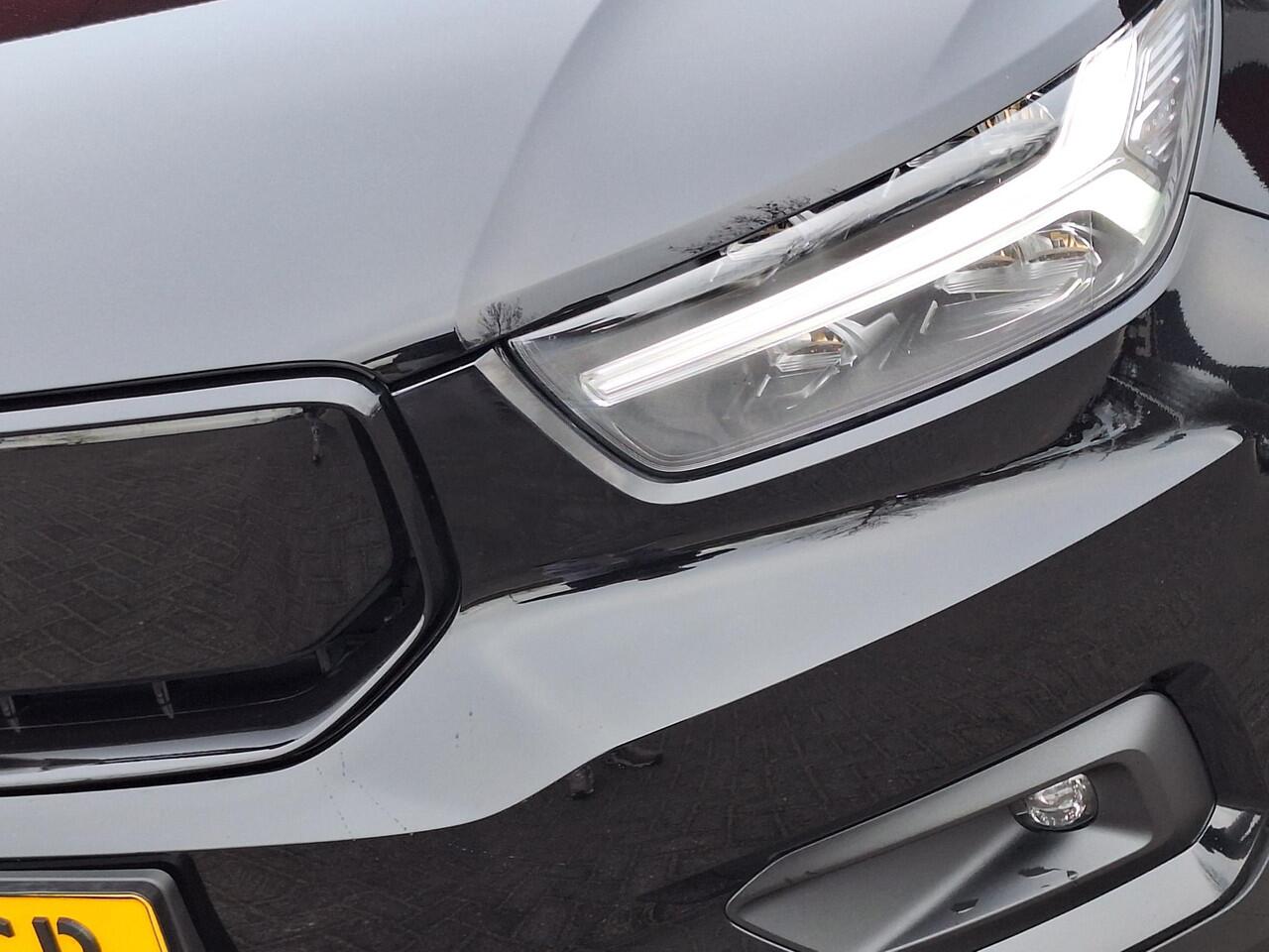 Volvo XC40 Recharge P8 AWD R-Design | SOH: 93,6% | Alcantara | Adaptive CC | Camera | Blindspot |