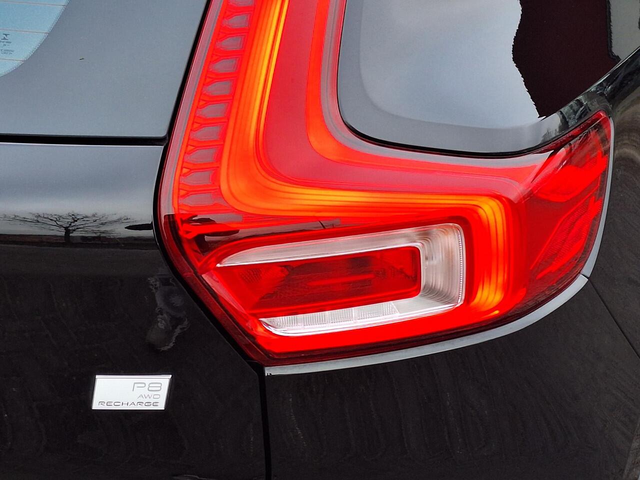 Volvo XC40 Recharge P8 AWD R-Design | SOH: 93,6% | Alcantara | Adaptive CC | Camera | Blindspot |