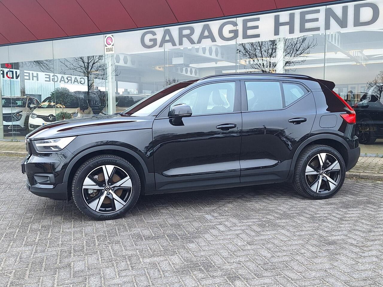 Volvo XC40 Recharge P8 AWD R-Design | SOH: 93,6% | Alcantara | Adaptive CC | Camera | Blindspot |