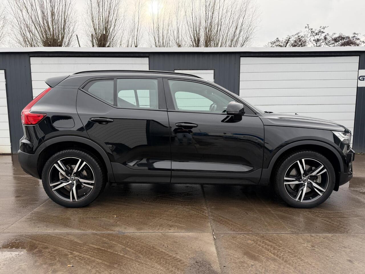 Volvo XC40 1.5 T5 Recharge Business Pro