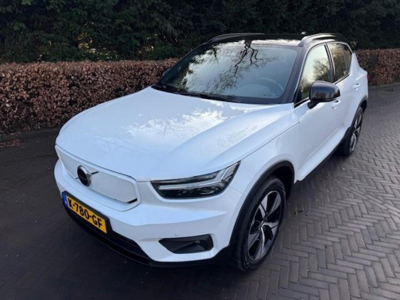 Volvo XC40 RECHARGE P8 AWD R-DESIGN/HLEER/NAV/ACARPLAY/LED/FABRIEKSGARANTIE