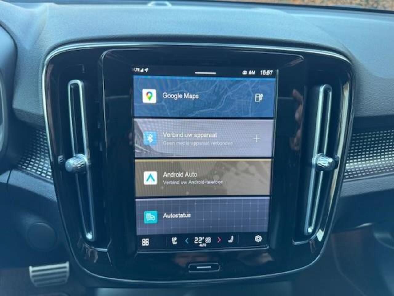 Volvo XC40 RECHARGE P8 AWD R-DESIGN/HLEER/NAV/ACARPLAY/LED/FABRIEKSGARANTIE