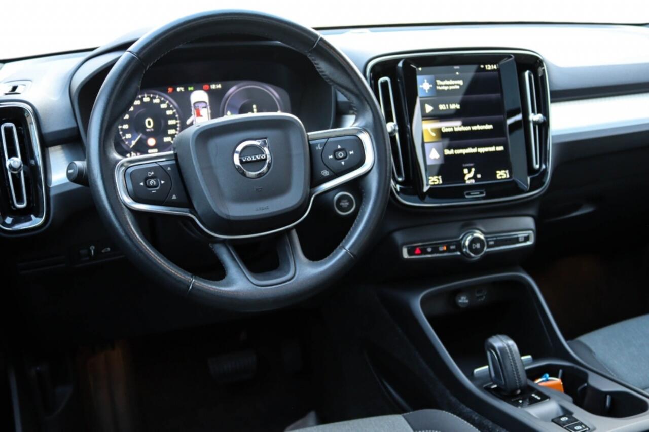 Volvo XC40 T5 Inscription Recharge Plug-In Hybrid Panorama l Camera l Keyle
