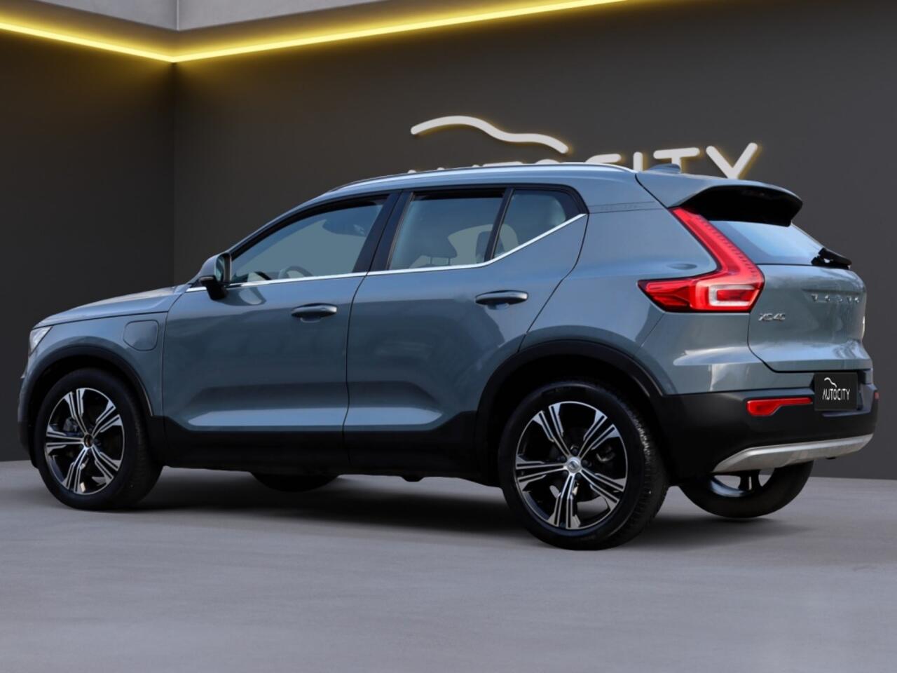 Volvo XC40 T5 Inscription Recharge Plug-In Hybrid Panorama l Camera l Keyle