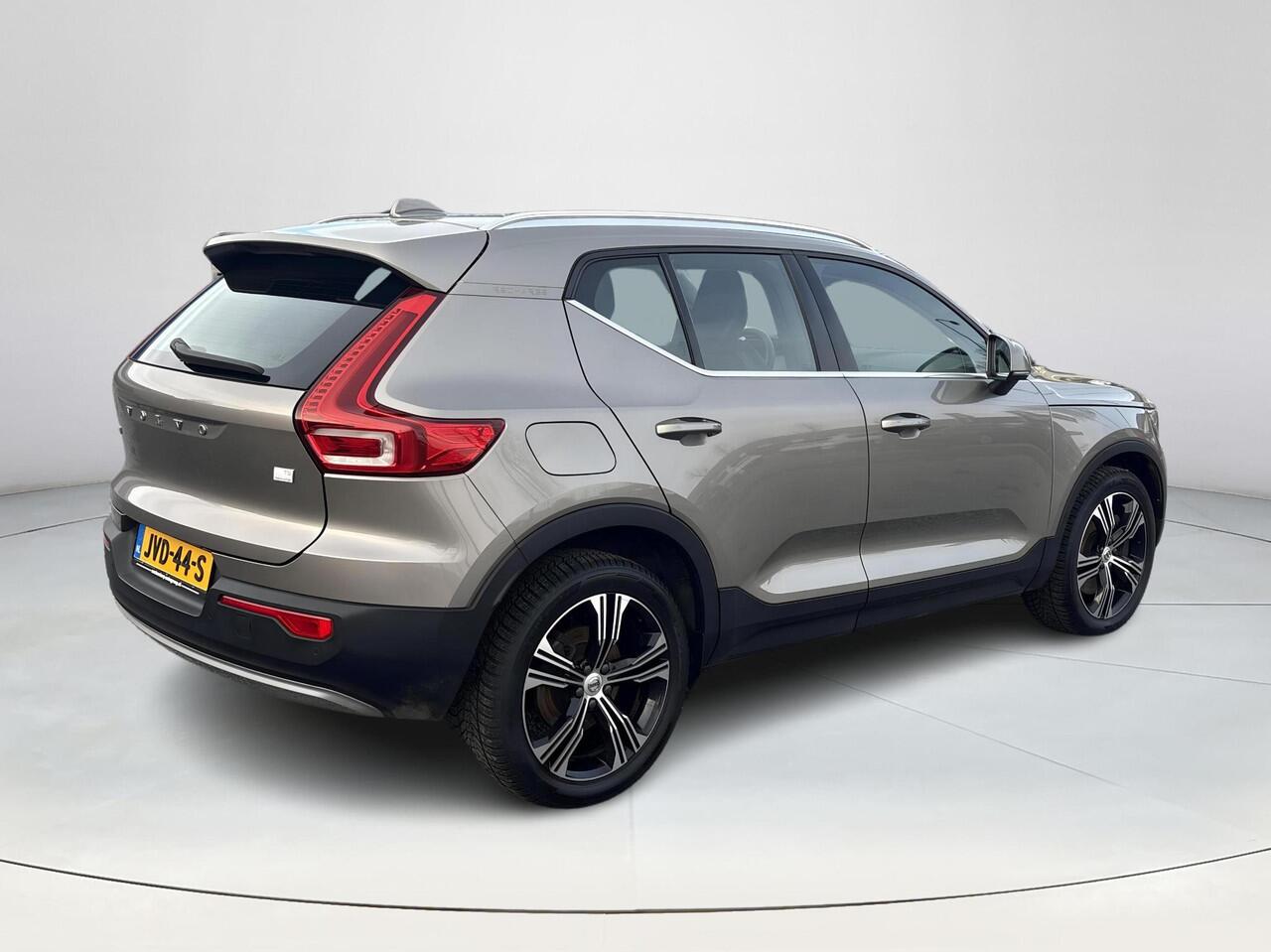 Volvo XC40 1.5 T5 Recharge Inscription | 1.800 KG Trekgewicht| Achteruitrijcamera | Parkeersensoren |
