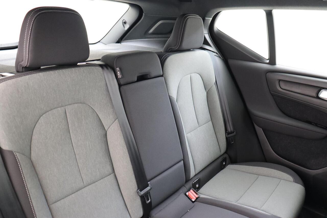 Volvo XC40 T4 RECHARGE INSCRIPTION EXPRESSION -CRUISE|STANDKACHEL|CARPLAY|TREKHAAK|18"