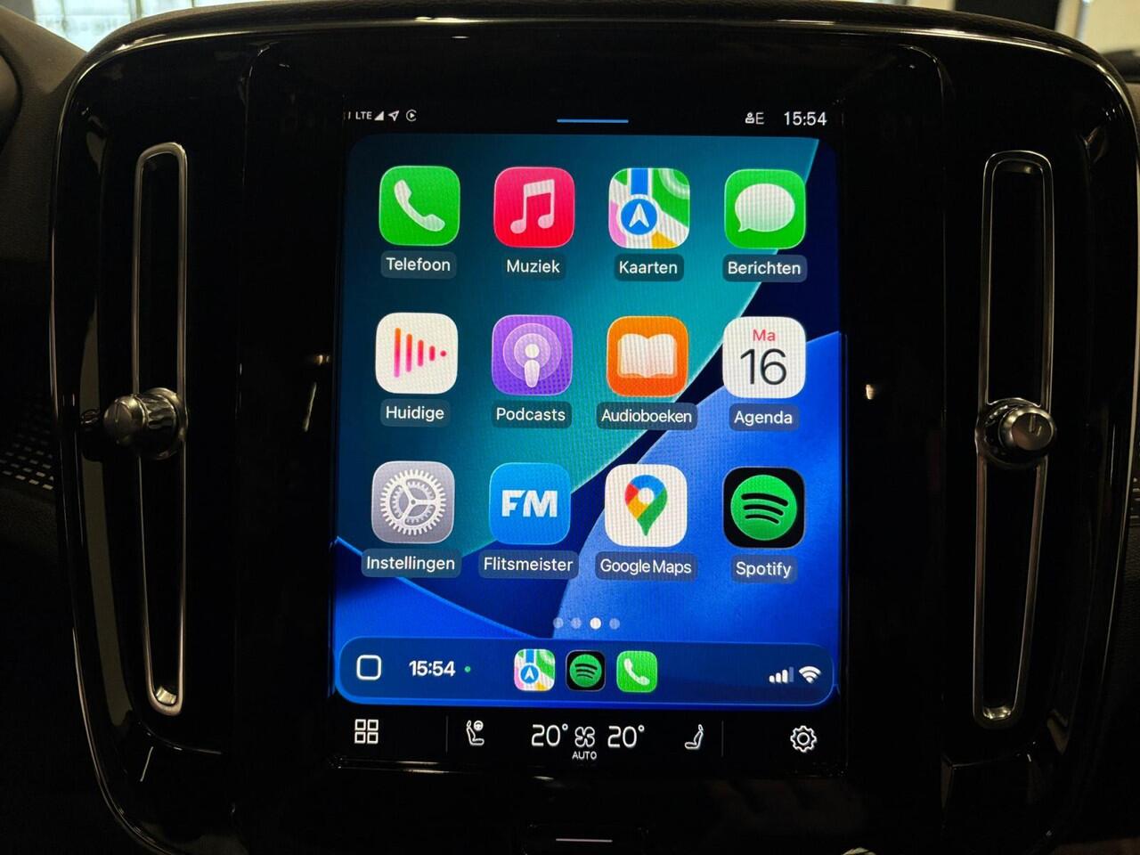 Volvo XC40 Recharge P8 AWD R-Design ? Leder ? Pano ? 360CAM