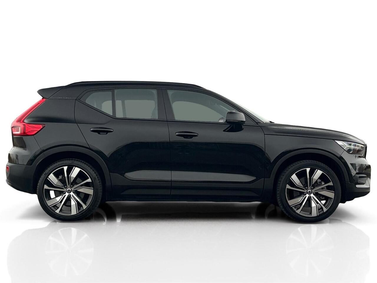 Volvo XC40 Recharge P8 AWD R-Design ? Leder ? Pano ? 360CAM