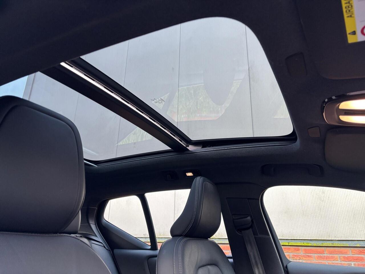 Volvo XC40 Recharge P8 AWD R-Design ? Leder ? Pano ? 360CAM