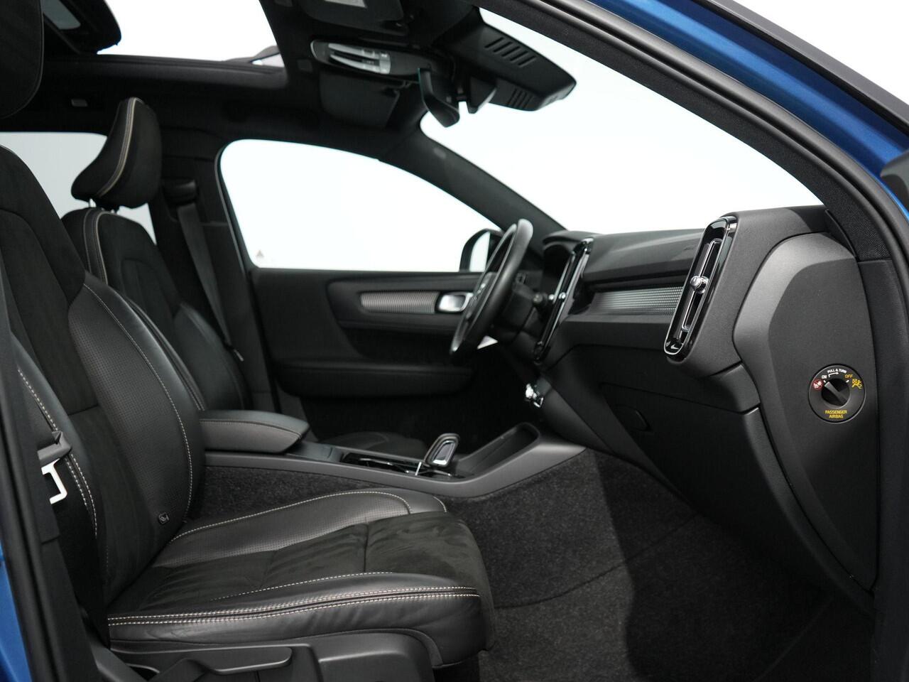 Volvo XC40 Recharge P8 AWD R-Design SOH 92% | Blis | 408PK | Pano | Harman Kardon | Carplay | Trekhaak | 360 Camera |