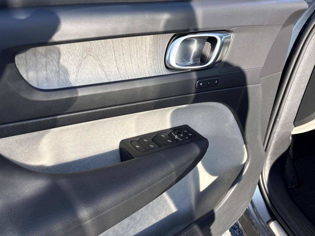 Volvo XC40 2.0 T5 PHEV Inscription