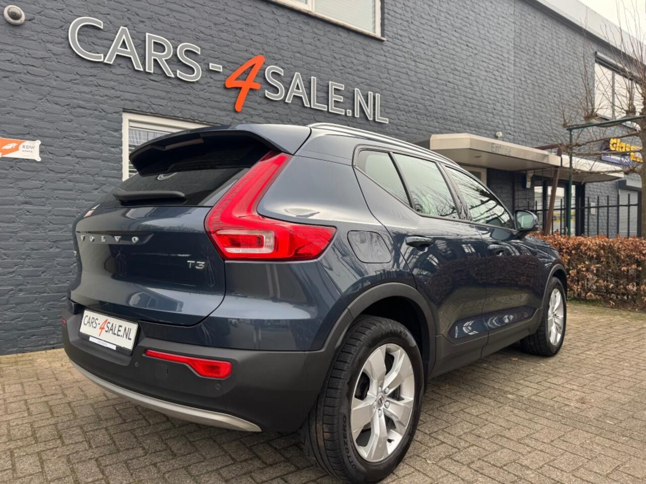 Volvo XC40 1.5 T3 Momentum Pro 163pk + Camera. + Chroom+ Led + Navi + 18inch Lmv - 12/2020