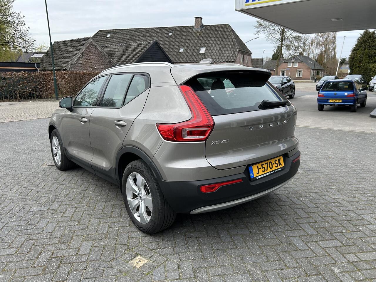Volvo XC40 2.0 B4 Business Pro