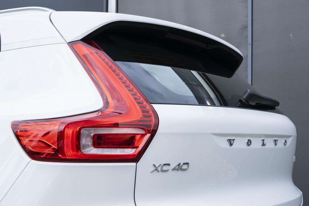 Volvo XC40 T2 Automaat Momentum | Parkeersensoren | DAB | Apple Carplay/Android Auto