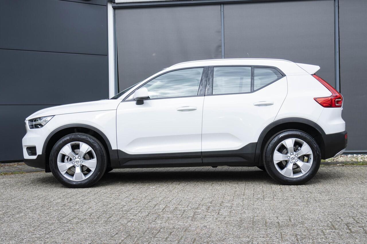 Volvo XC40 T2 Automaat Momentum | Parkeersensoren | DAB | Apple Carplay/Android Auto