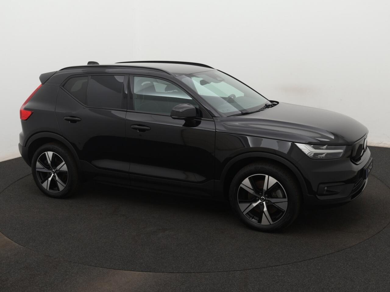 Volvo XC40 Recharge P8 AWD R-Design