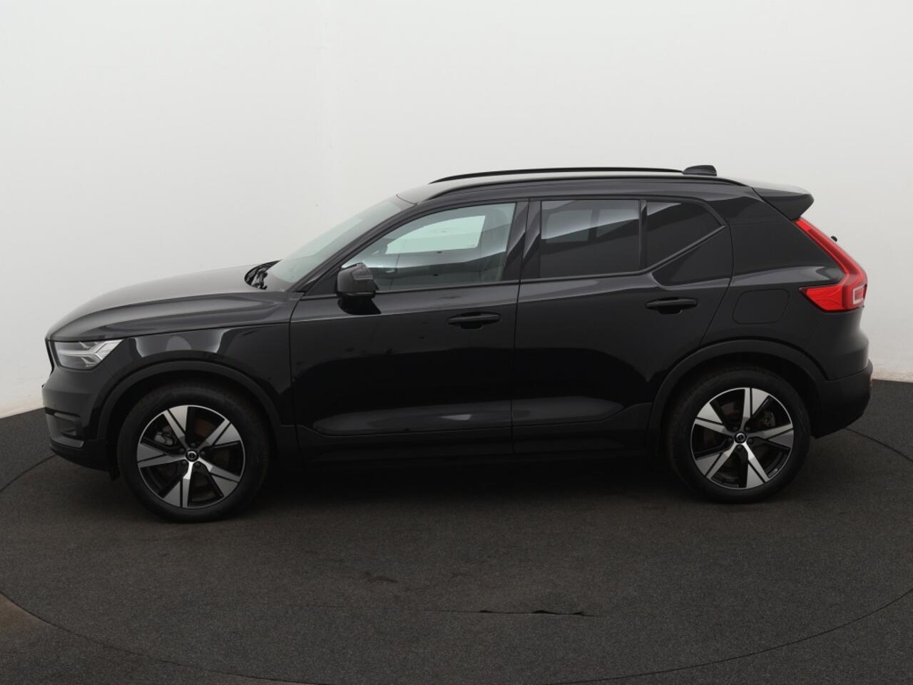 Volvo XC40 Recharge P8 AWD R-Design