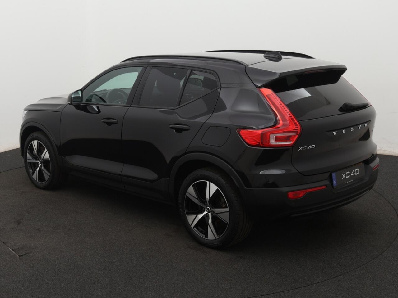 Volvo XC40 Recharge P8 AWD R-Design