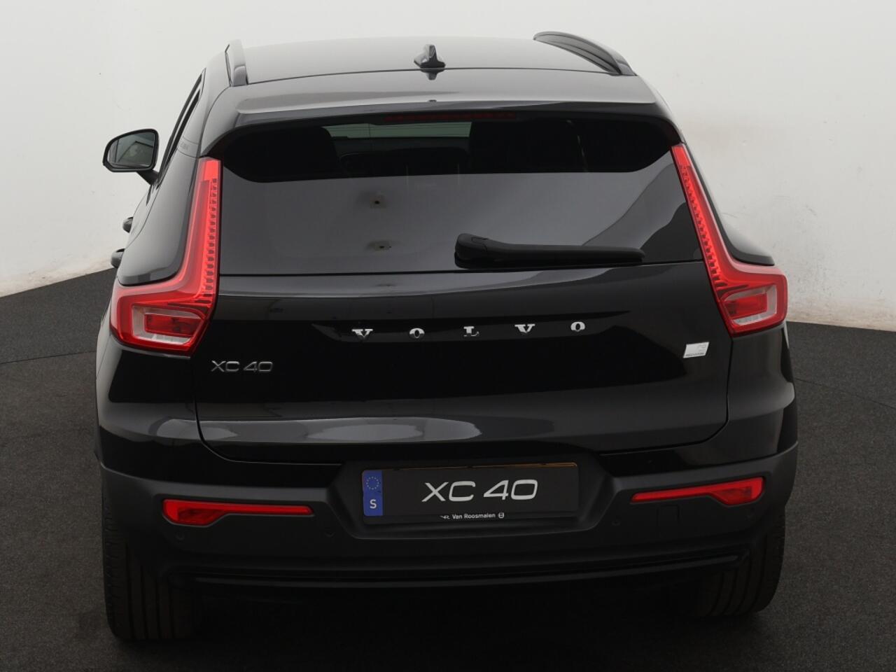 Volvo XC40 Recharge P8 AWD R-Design