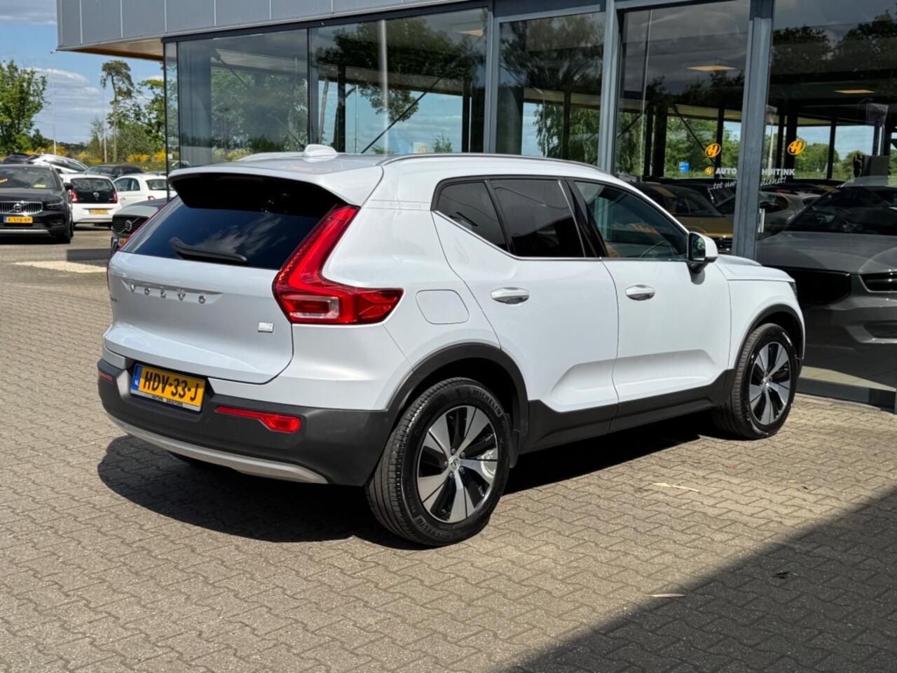 Volvo XC40 1.5 T5 Recharge Inscription - camera - navi - elec achterklep