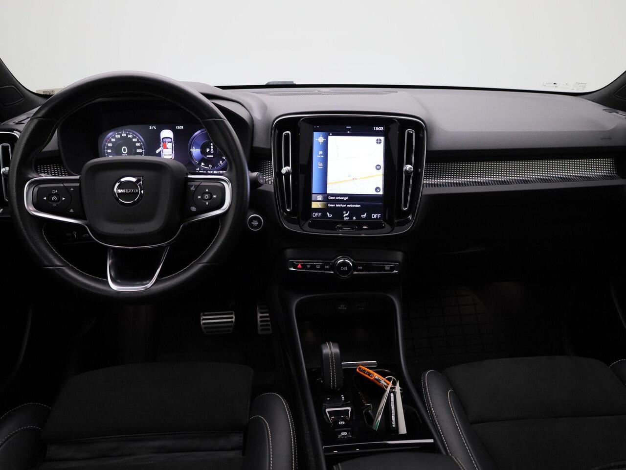 Volvo XC40 T5 Recharge R-Design | Panoramadak | Harman/Kardon | 360 camera | Memorystoelen | Alcantara |