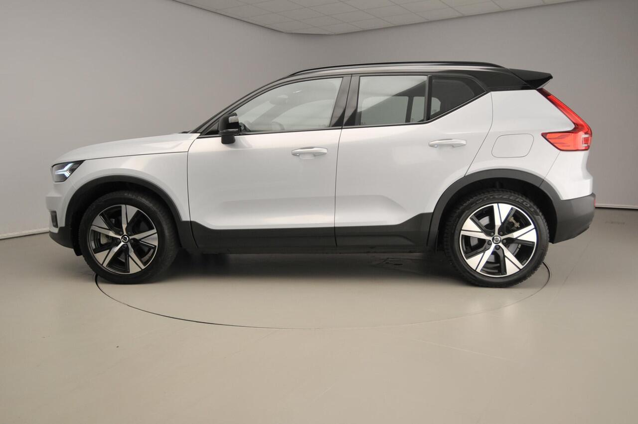 Volvo XC40 Recharge P8 AWD R-Design SoH 93,6% | Keyless | Navi | 19"
