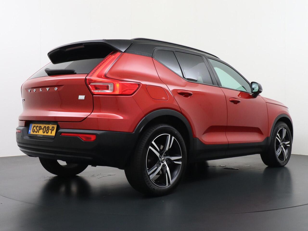 Volvo XC40 1.5 T4 Recharge R-Design AdaptiveCruise/360Camera/Trekhaak etc.