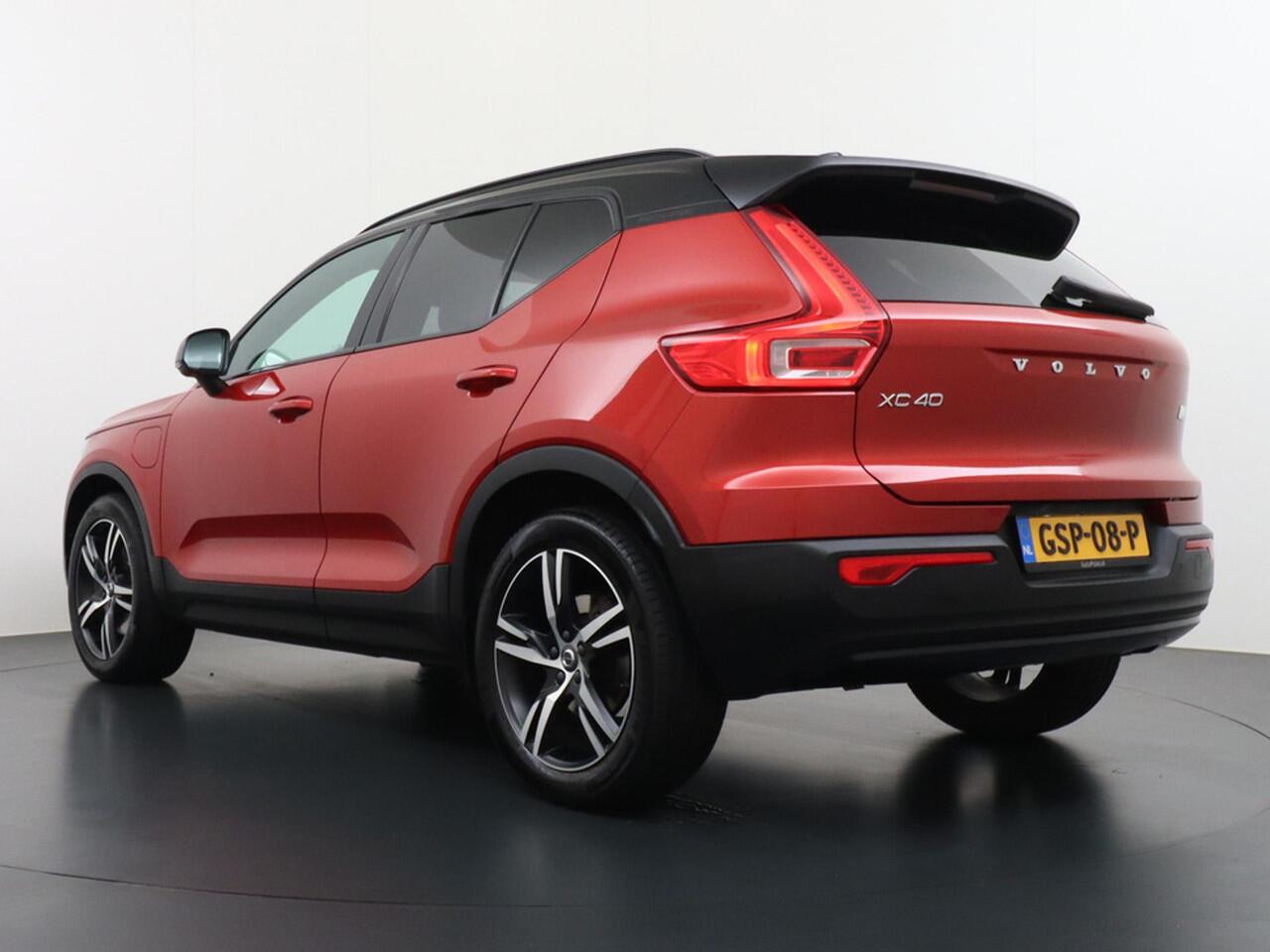 Volvo XC40 1.5 T4 Recharge R-Design AdaptiveCruise/360Camera/Trekhaak etc.