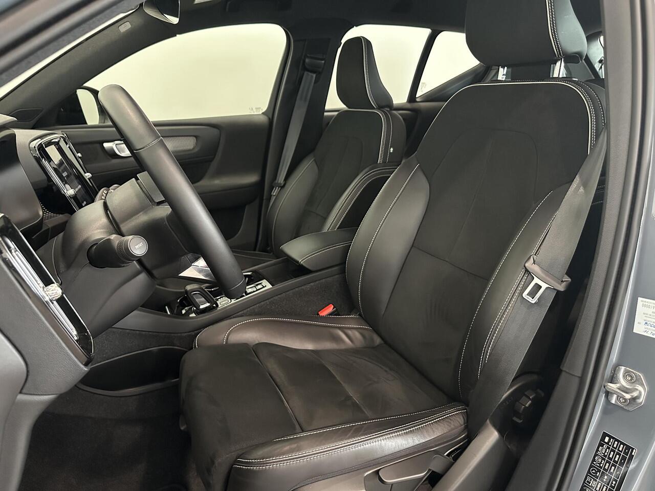 Volvo XC40 1.5 T4 Recharge R-Design | Navigatie | Climate Control | Cruise Control | Lichtmetalen velgen 18" | Apple Carplay/Android Auto | 1e eigenaar!