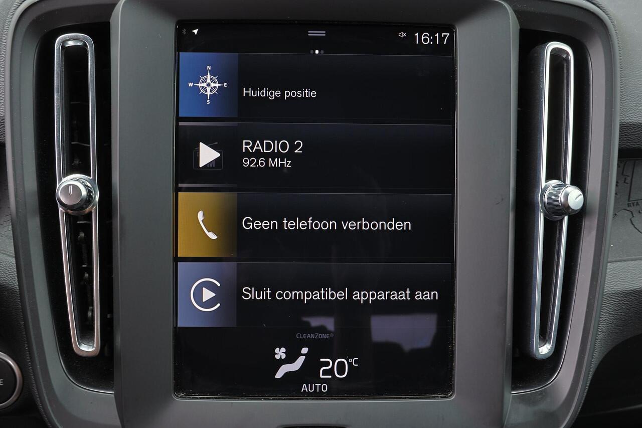 Volvo XC40 T2 Momentum Core - AUTOMAAT - LED-koplampen - Sensus navigatie - Cruise Control - Climate Control