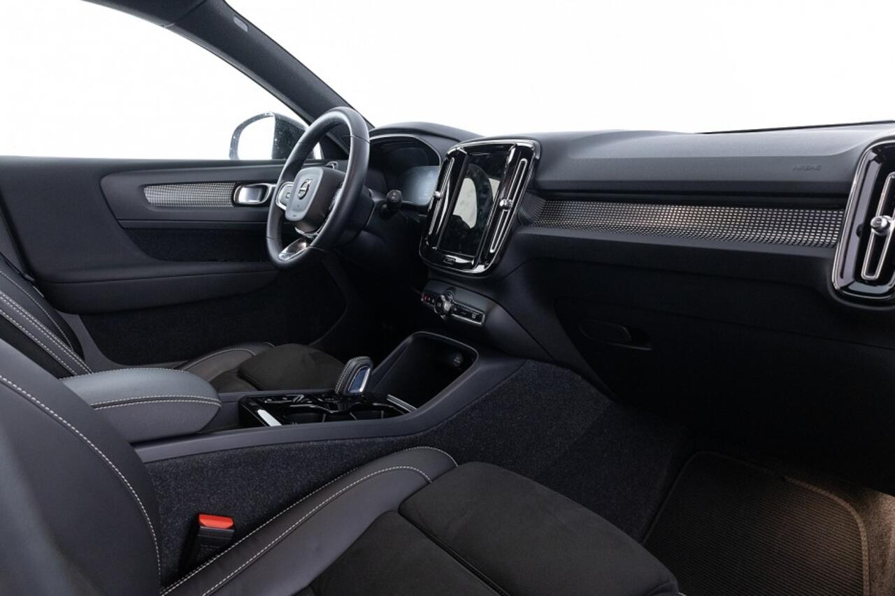 Volvo XC40 T5 Recharge R-Design | Full LED | KEYLESS | PHEV