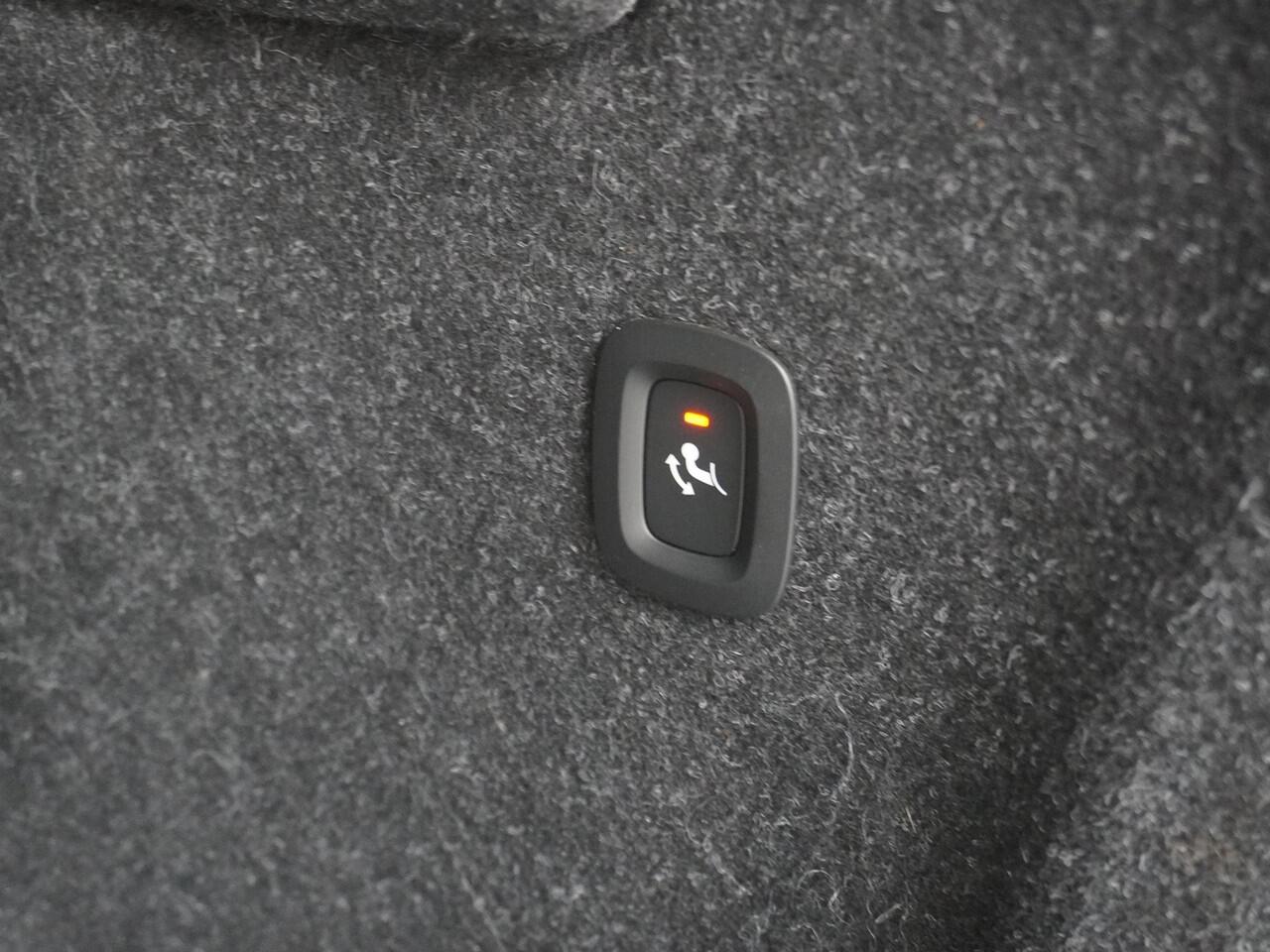 Volvo XC40 1.5 T4 Recharge Inscription Trekhaak/360Camera/ACC etc.