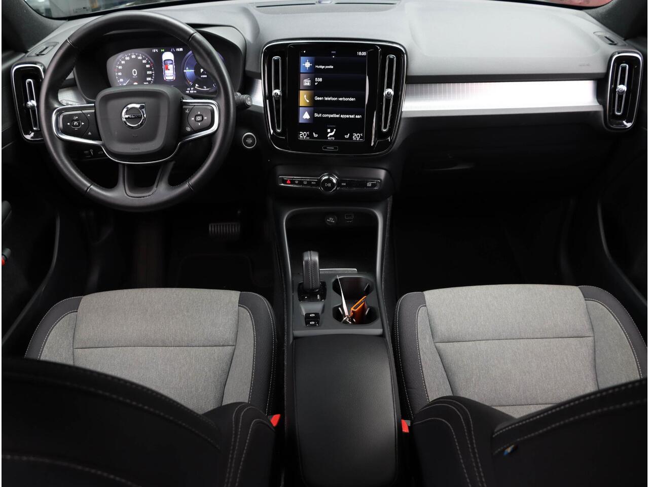 Volvo XC40 T4 Recharge Inscription Expression 211PK Stoel/stuurverwarming