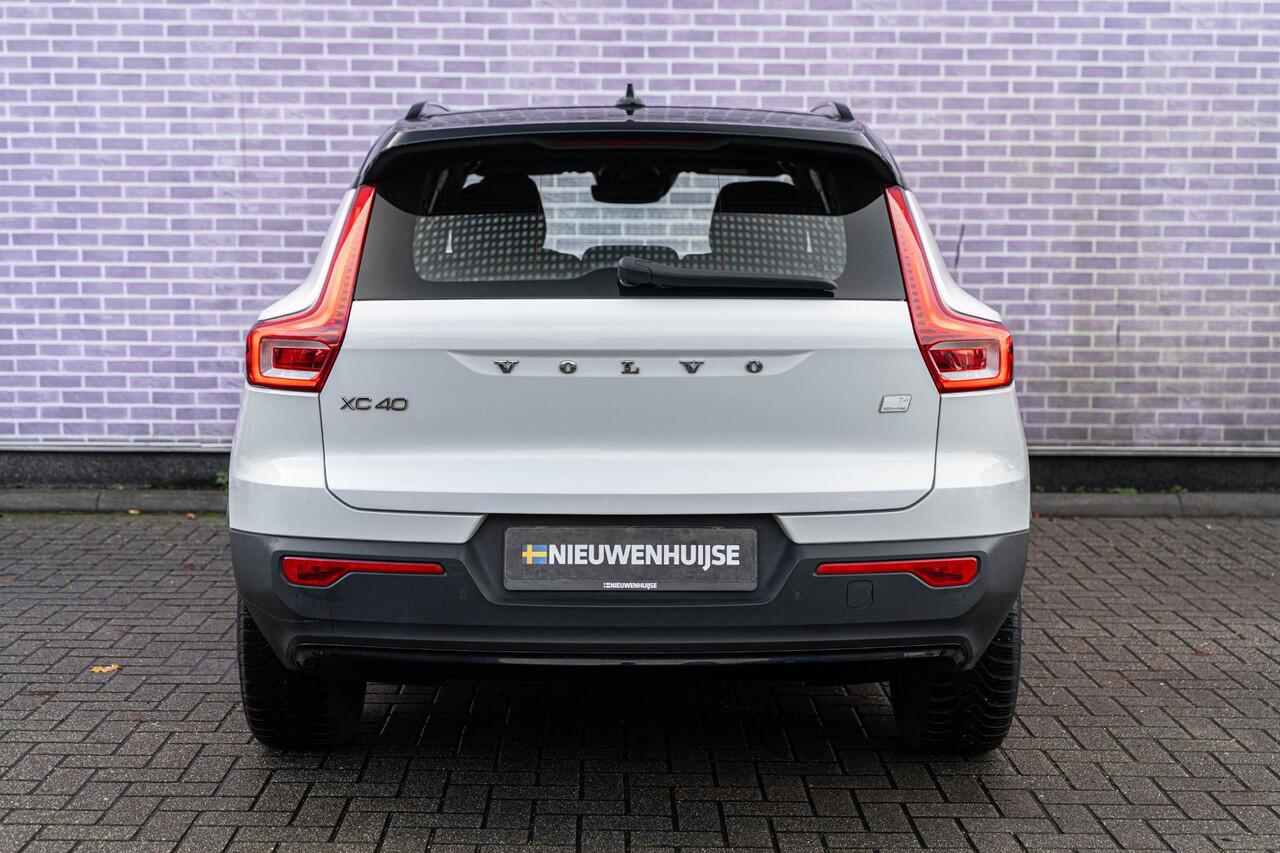 Volvo XC40 1.5 T4 Recharge R-Design Expression | Harman Kardon Audio | Stoel - / Stuurvewarming | Adaptive Cruise Control | Parkeerverwarming | Dodehoekdetectie | Parkeer Camera | Parkeer sensoren Voor + Achter | Volvo On Call |