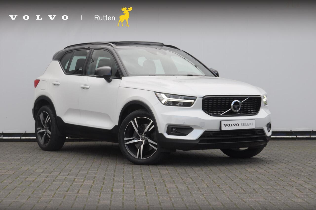 Volvo XC40 T5 262PK Automaat Recharge R-Design / BLIS / Stoel - en stuurwielverwarming / Leder met alcantara interieur / Parkeersensoren met 360 camera / Keyless entry / Elektrische stoelen met geheugen / Panoramadak / Harman kardon