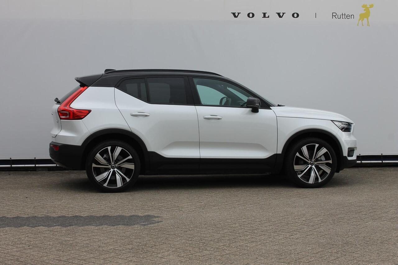 Volvo XC40 Recharge P8 AWD R-Design 20" lm velgen / Warmtepomp / Extra getint glas vanaf de B-Stijl / Google infotainment