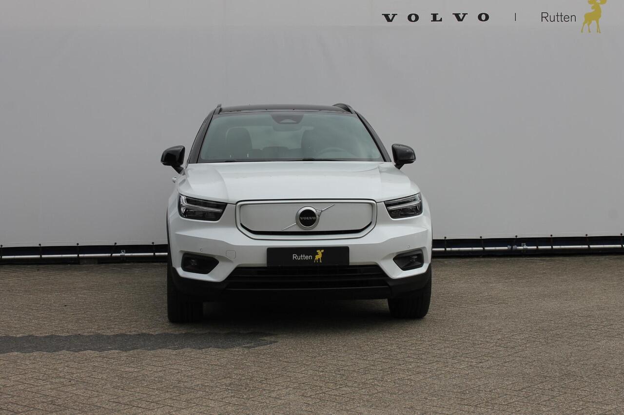 Volvo XC40 Recharge P8 AWD R-Design 20" lm velgen / Warmtepomp / Extra getint glas vanaf de B-Stijl / Google infotainment