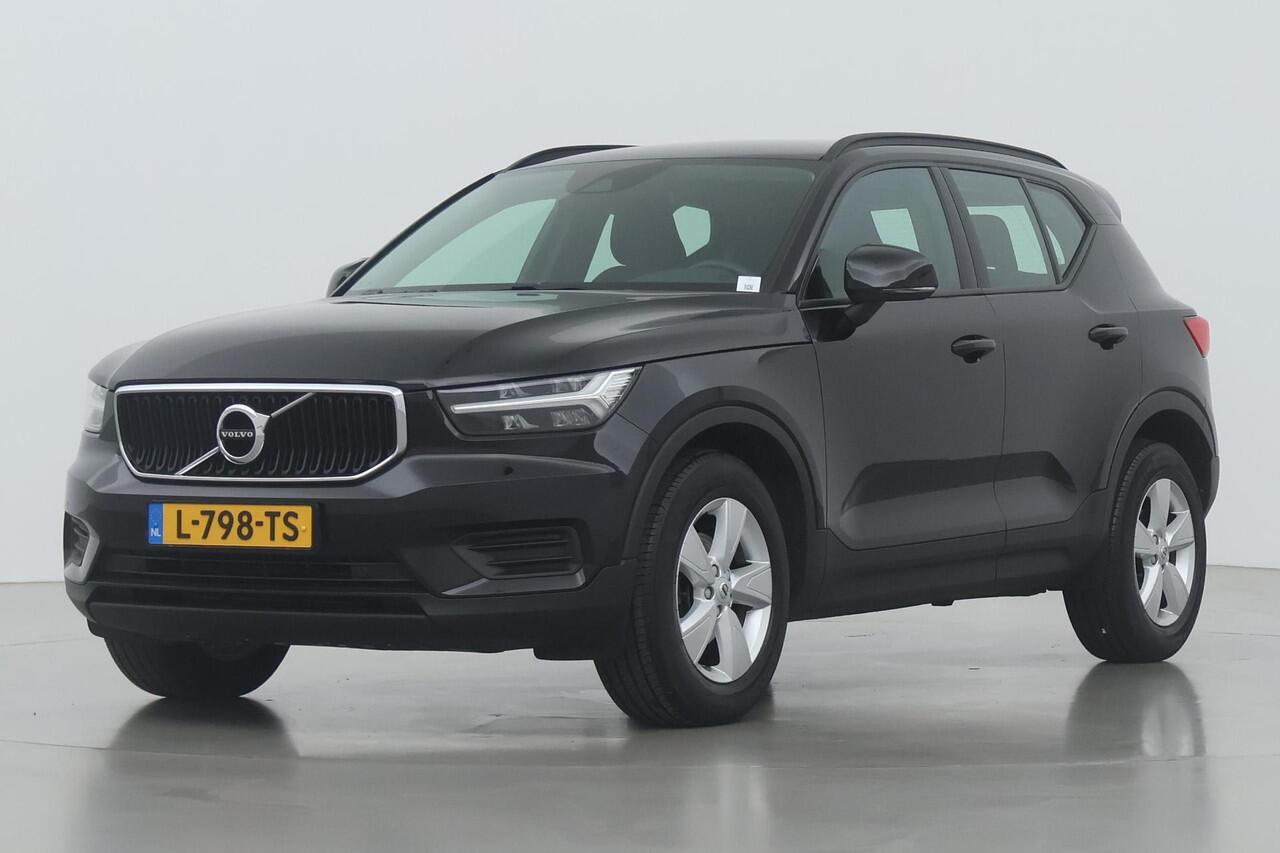 Volvo XC40 T2 Momentum | Stoel+Stuurverwarming | Camera | Apple Carplay | DAB | Elektrische Achterklep