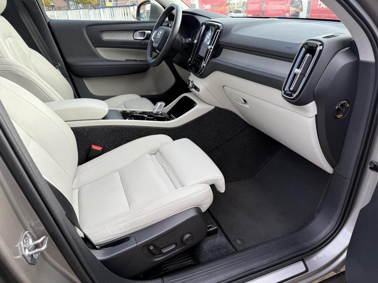 Volvo XC40 1.5 T3 163 pk Automaat