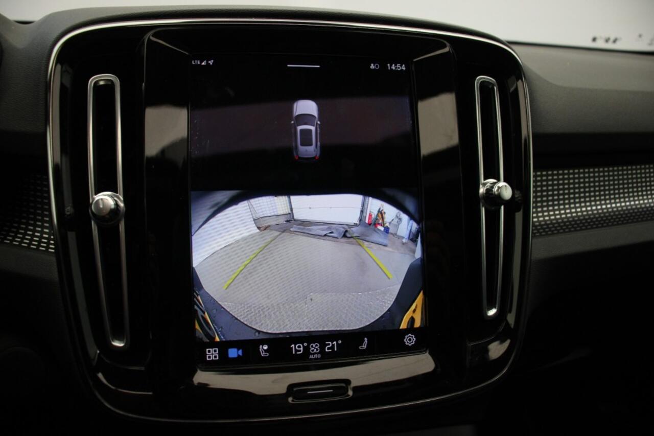 Volvo XC40 P8 Recharge Twin Pro - Carplay, Panorama, 360 Camera, Leer, Navi, Stoelverw. SOH 91%