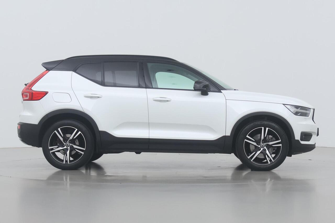 Volvo XC40 T4 Recharge R-Design Expr. | Leder | Trekhaak | BLIS | harman/kardon | Stoel+Stuurverwarming | Keyless