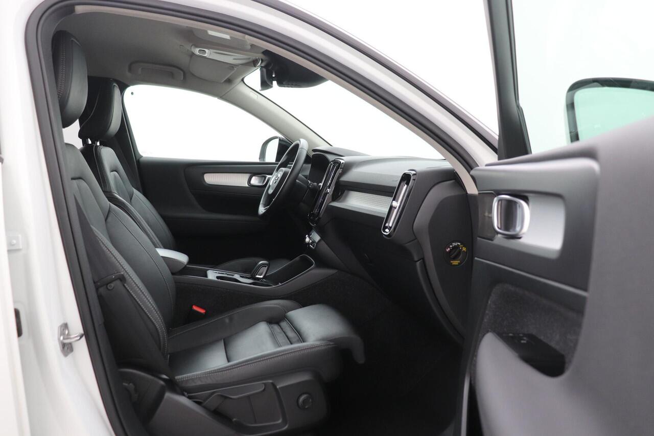 Volvo XC40 T4 Recharge R-Design Expr. | Leder | Trekhaak | BLIS | harman/kardon | Stoel+Stuurverwarming | Keyless