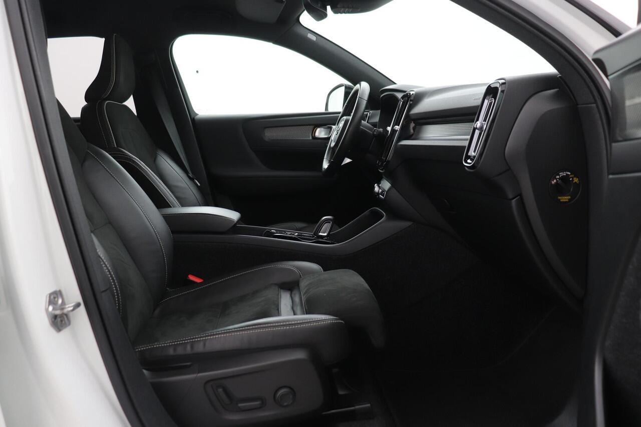Volvo XC40 T4 Recharge R-Design | ACC | Trekhaak | BLIS | harman/kardon | Stoel+Stuurverwarming | Apple Carplay