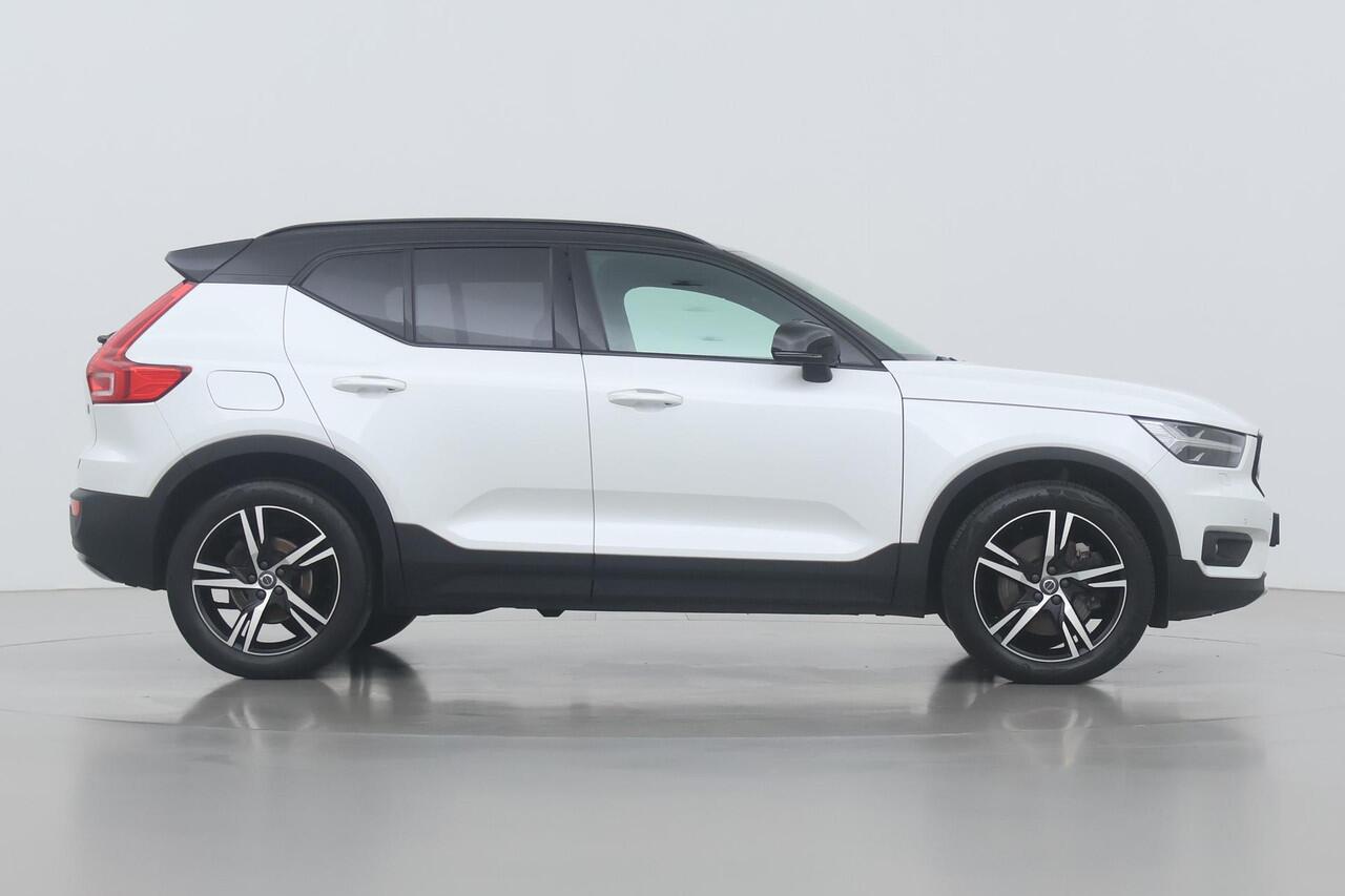 Volvo XC40 T5 Recharge R-Design | ACC | Trekhaak | BLIS | Stoel+Stuurverwarming | harman/kardon