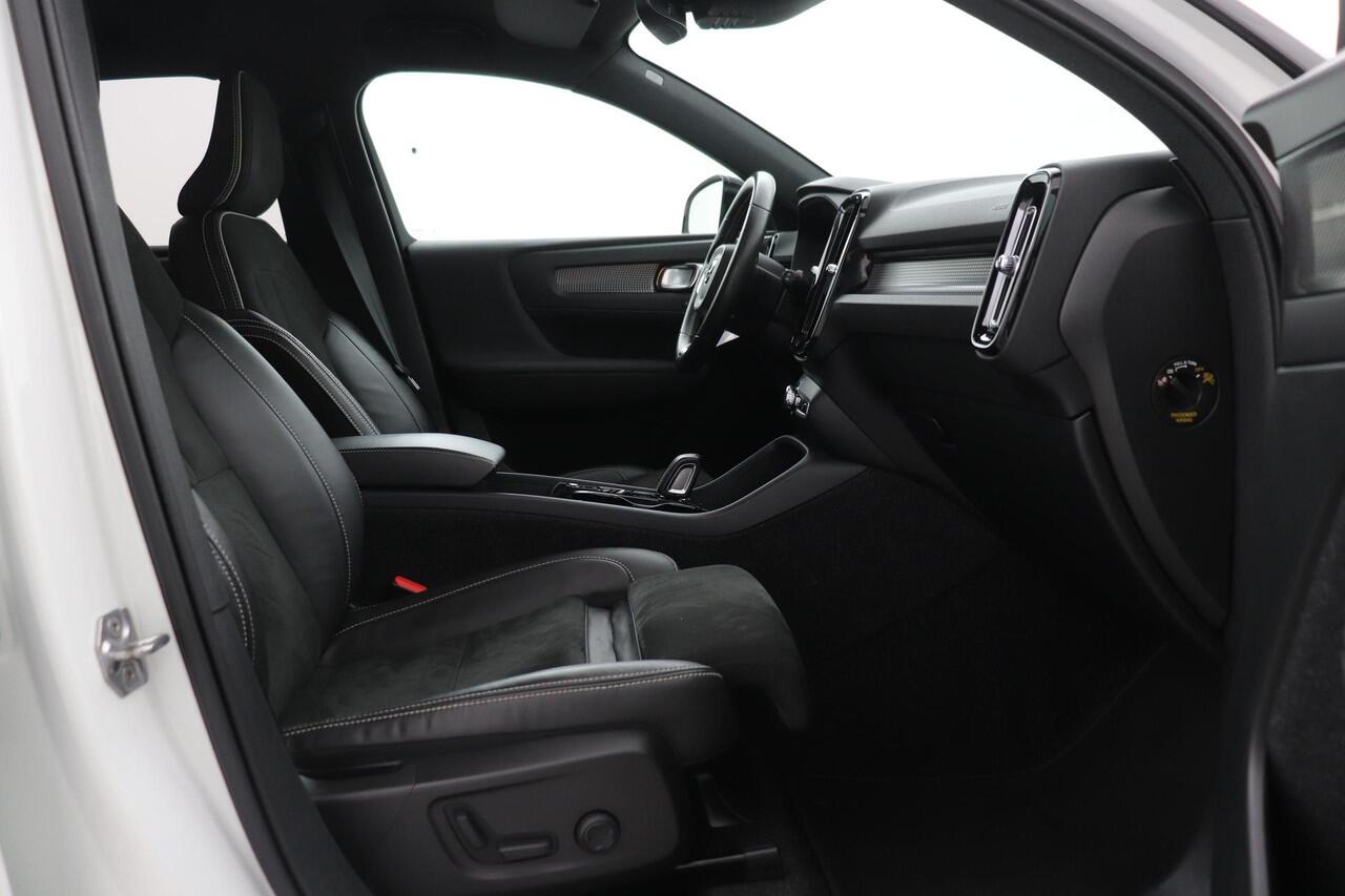 Volvo XC40 T5 Recharge R-Design | ACC | Trekhaak | BLIS | Stoel+Stuurverwarming | harman/kardon