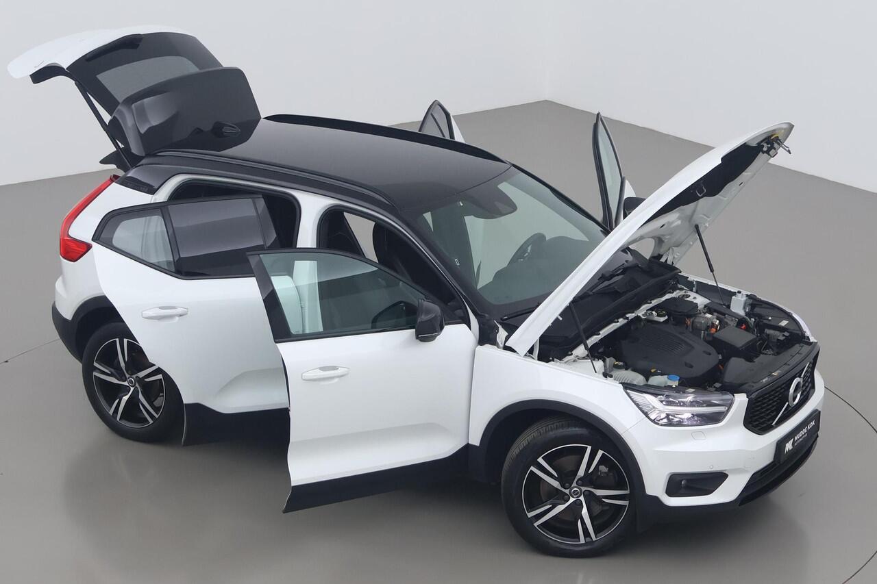 Volvo XC40 T5 Recharge R-Design | ACC | Trekhaak | BLIS | Stoel+Stuurverwarming | harman/kardon
